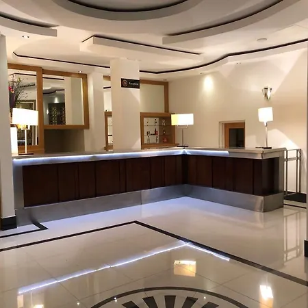 The Grand Astoria Hotel 2*