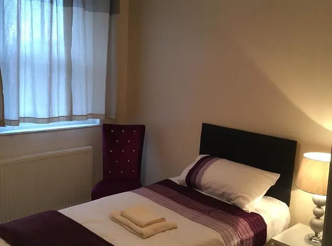 The Grand Astoria Hotel 2*