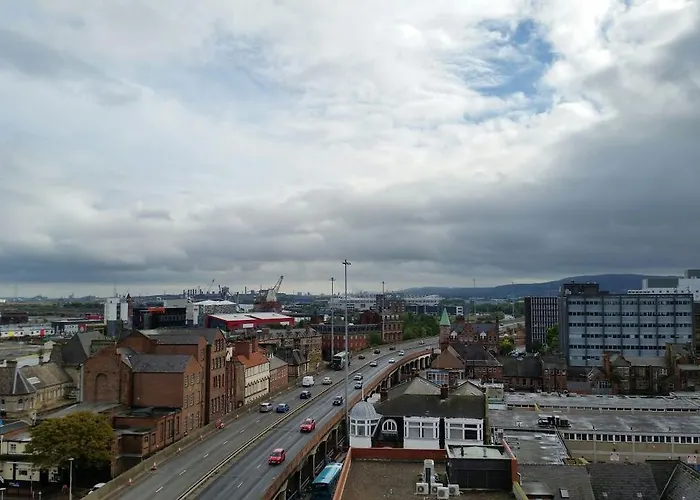 The Grand Astoria Hotel 2*